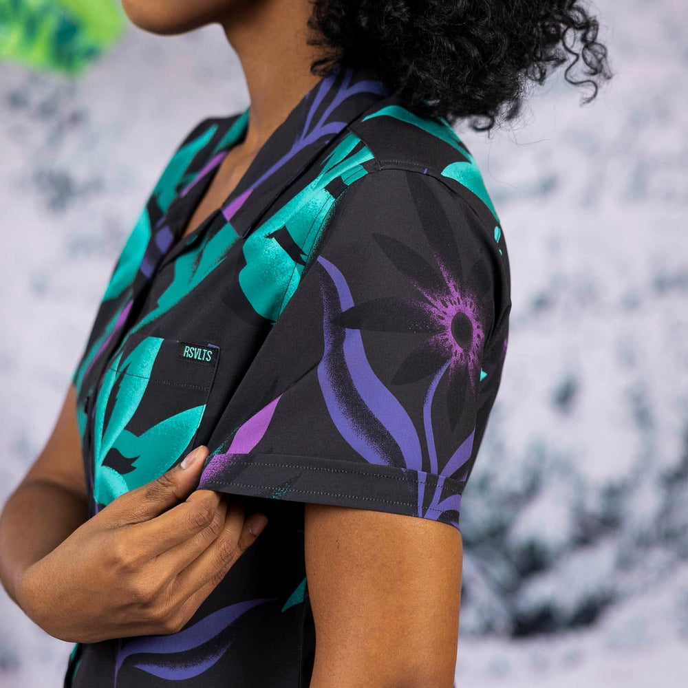 Midnight Oasis – Women's KUNUFLEX Short Sleeve Shirt - Image 5