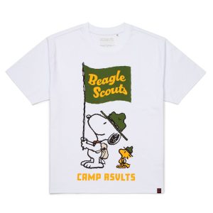 Peanuts "Beagle Scouts Camp RSVLTS" – Vintage Crewneck Tee