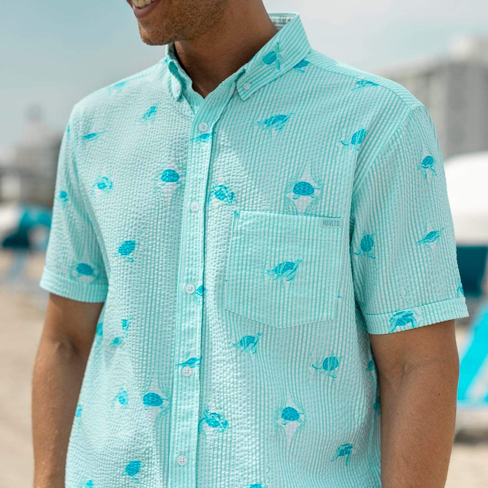 Sea Turtles – Stretch Seersucker Short Sleeve Shirt - Image 4