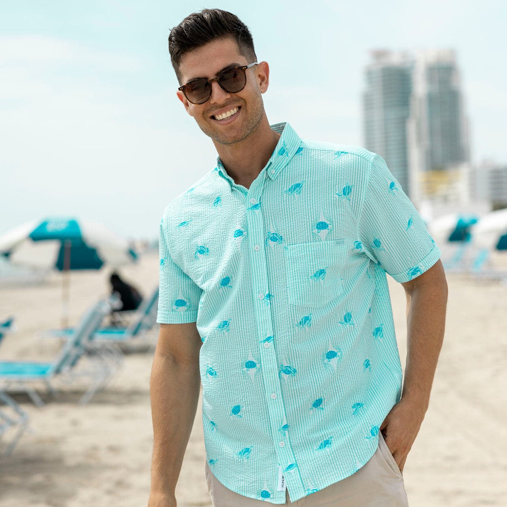 Sea Turtles – Stretch Seersucker Short Sleeve Shirt - Image 2